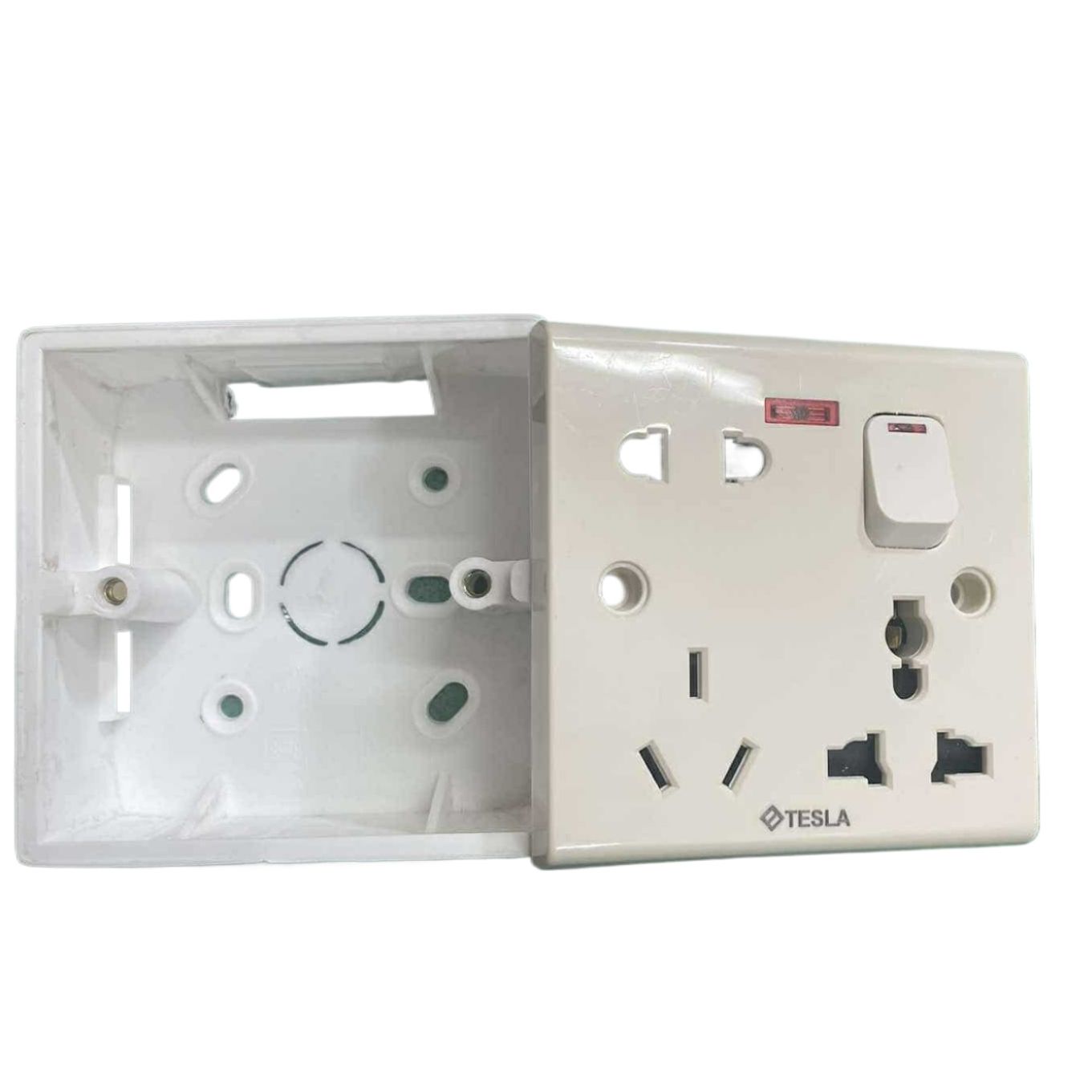 1732295298771 Tesla  8 Pin13A Multi Function All Rounder Combined Socket with Switch - Image 3